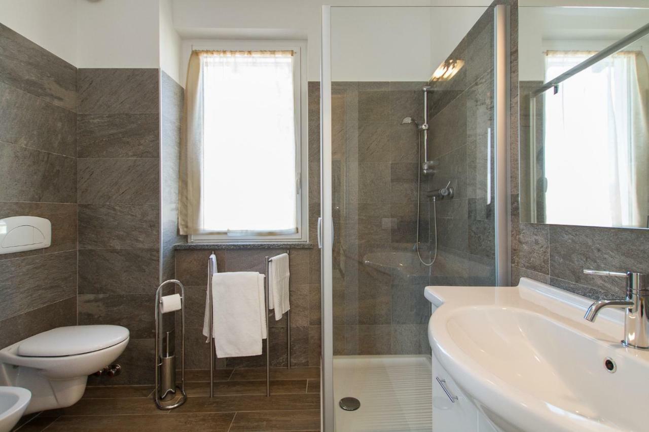 New La Lombarda City Center 2 Διαμέρισμα Στρέσα Εξωτερικό φωτογραφία