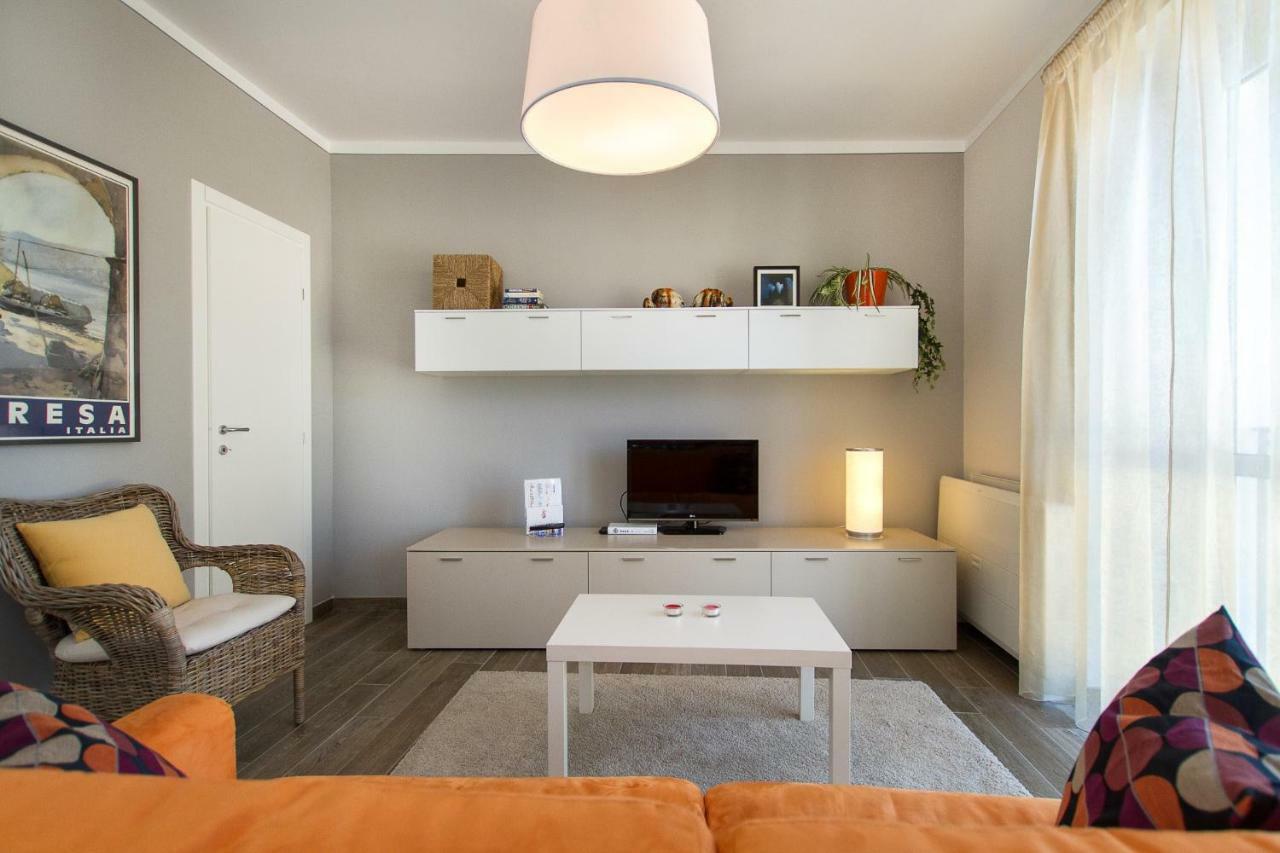 New La Lombarda City Center 2 Διαμέρισμα Στρέσα Εξωτερικό φωτογραφία